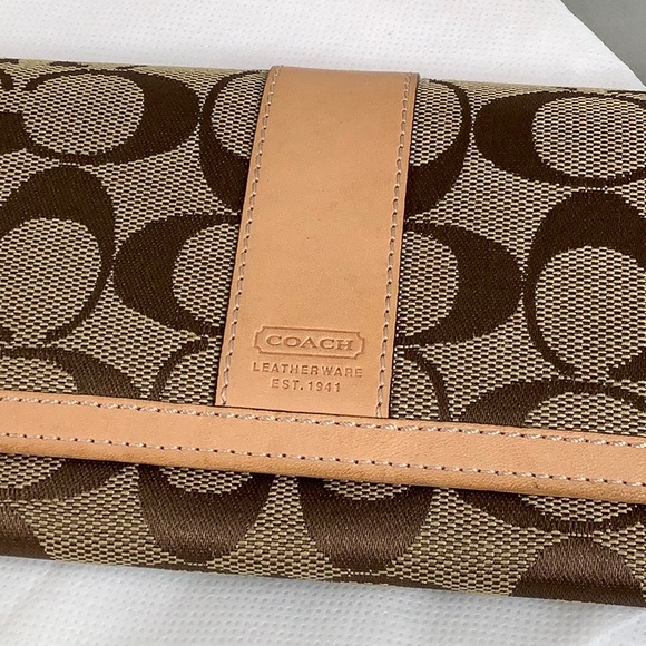 VGT Coach Hampton Signature CC fold over clip Hobo Bag & Matching Bifold Wallet - Picture 4 of 16